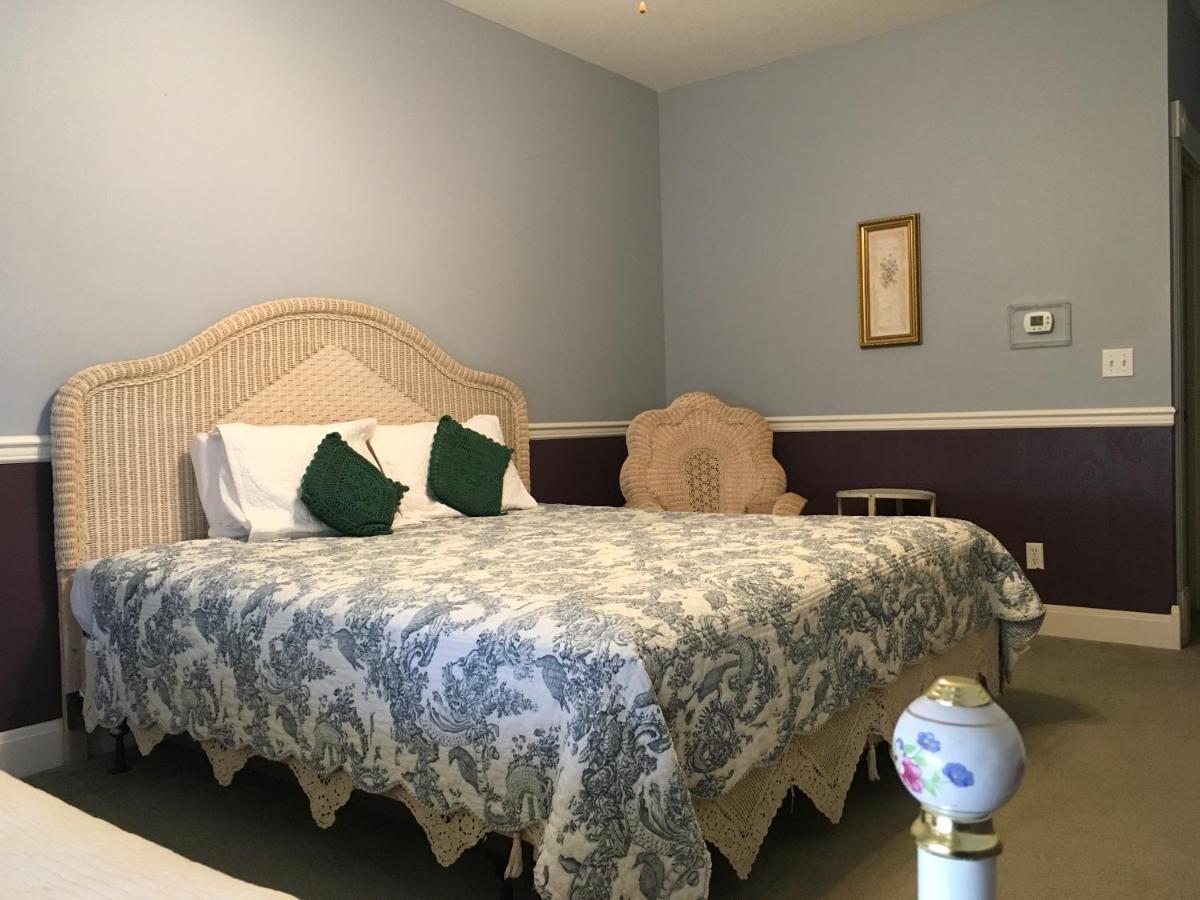 Victorian Veranda Country Inn 劳伦斯 外观 照片